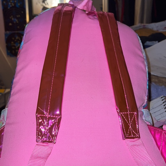 Backpack - Picture 2 of 4